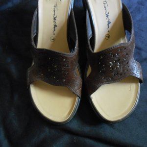 thom mcan brown + black leather wedges ~7~